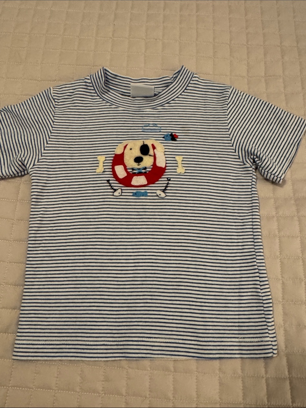 Squiggles 2T tee with dog felt appliqué
